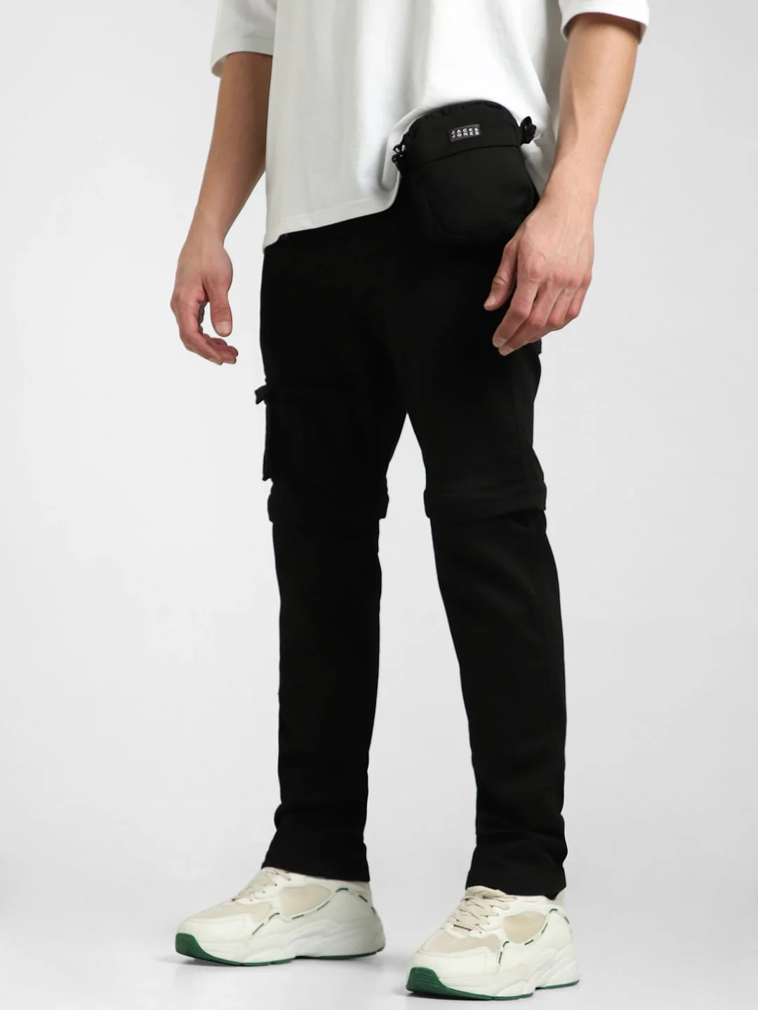 Black Low Rise Detachable Paul Anti Fit Jeans - Image 3
