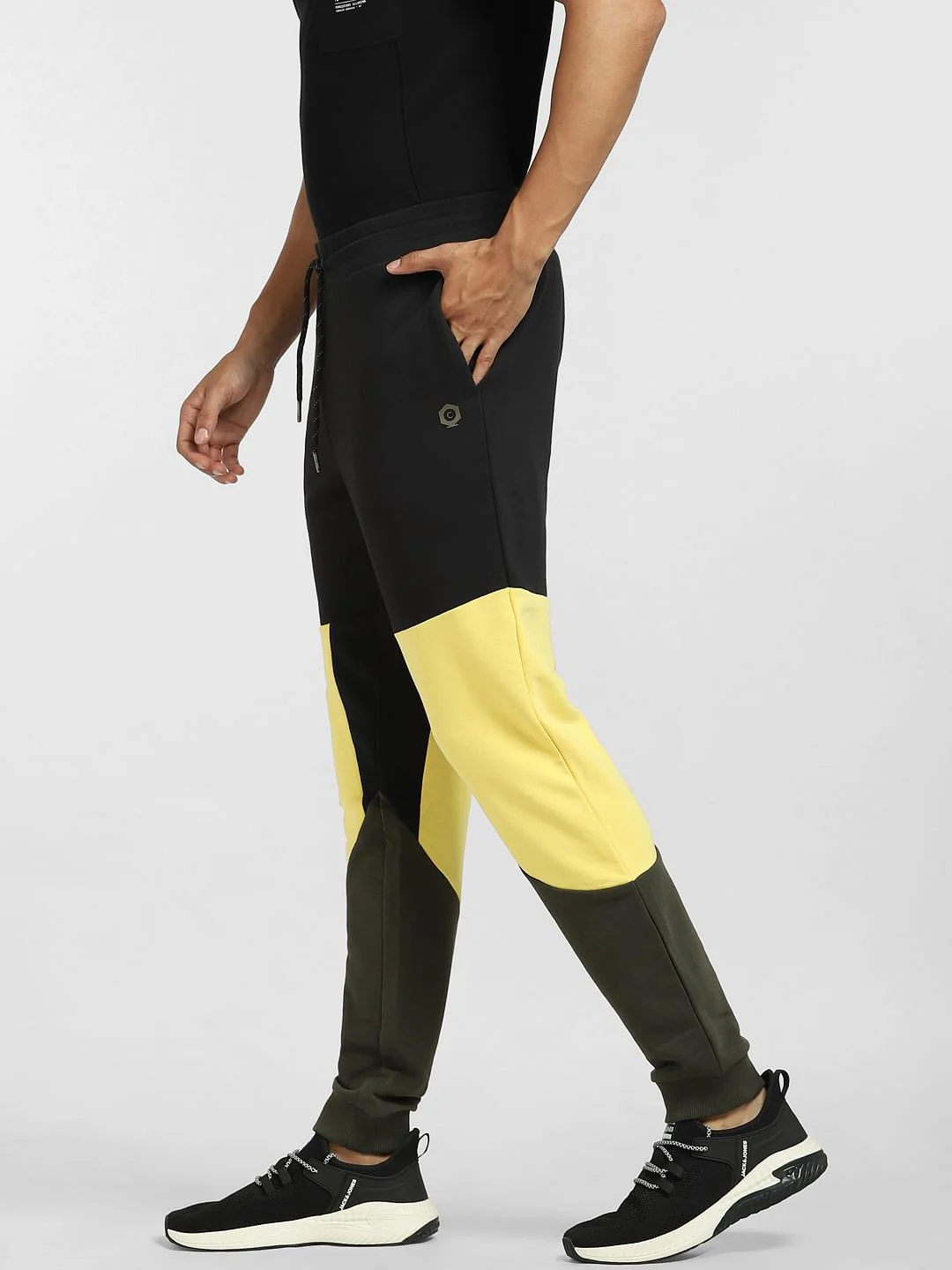 Black Mid Rise Colourblocked Sweatpants - Image 3