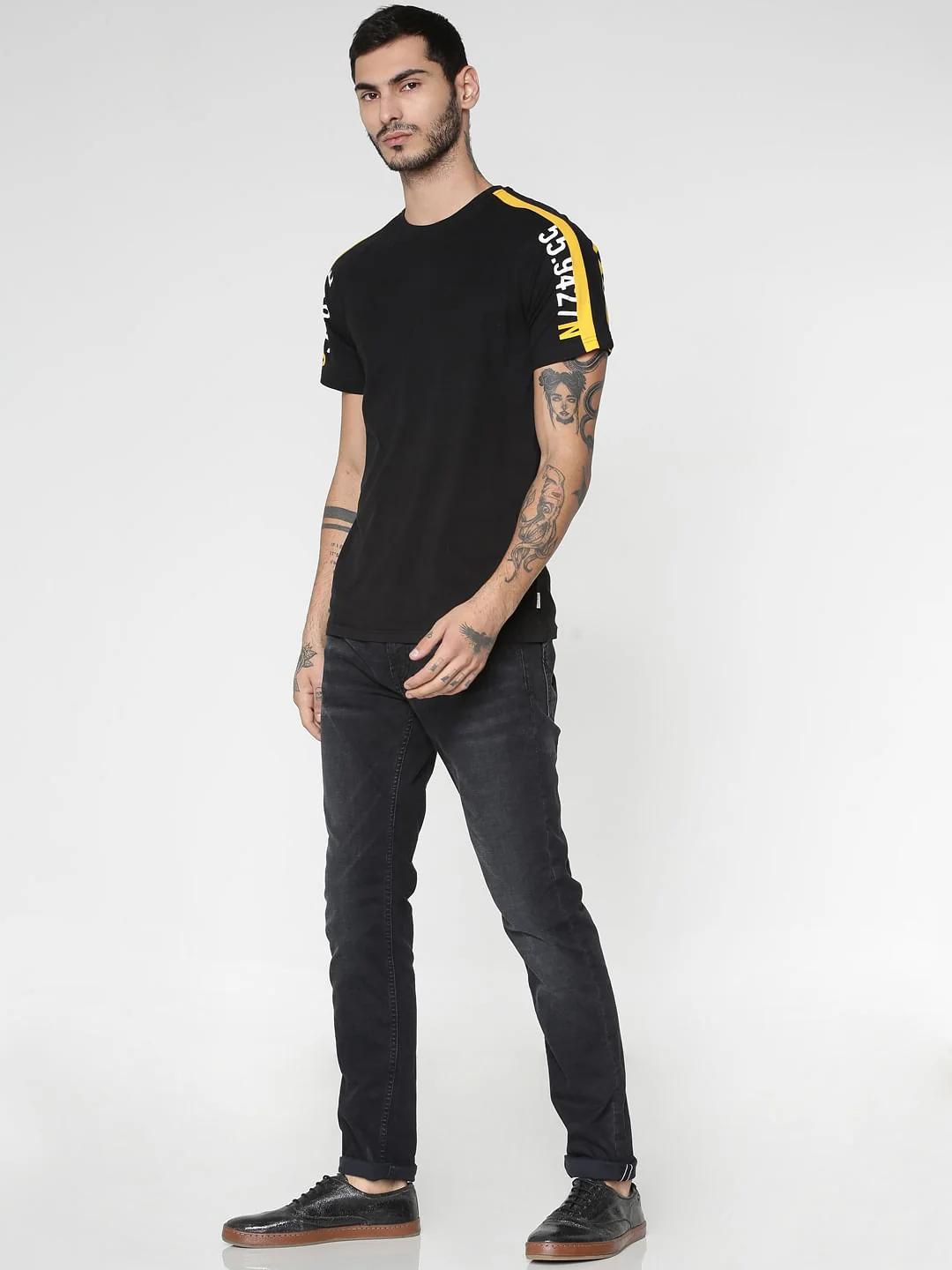 Black Colourblocked Sleeves Crew Neck T-shirt - Image 6